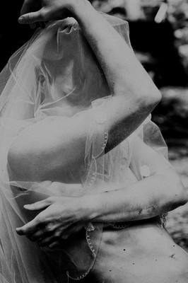 » #2/9 « / Blog post by <a href="https://strkng.com/en/photographer/sprache+der+seele/">Photographer Sprache der Seele</a> / 2021-11-07 10:47 / Fine Art / schwarzweiss,Frau,sensual,blackandwhite