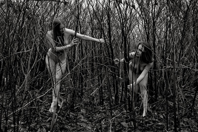 » #2/6 « / Freundinnen / Blog-Beitrag von <a href="https://strkng.com/de/fotograf/drachenphoto/">Fotograf drachenphoto</a> / 21.10.2023 21:18 / Nude / two,women,nude,nudeart,bnw,akt
