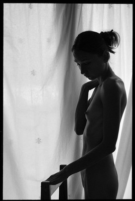 2. / Nude / woman,window,light,morning,white,beauty