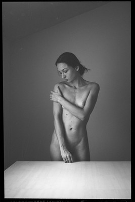 2. / Nude / table,woman,naturallight,beauty,gray