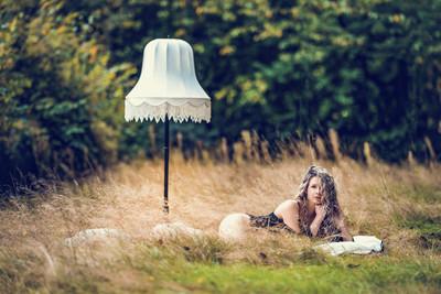 » #8/8 « / Homeshooting mit Sandra / Blog-Beitrag von <a href="https://strkng.com/de/fotograf/bernd+seyme/">Fotograf Bernd Seyme</a> / 06.12.2021 18:25 / Menschen / boudoir,bed,sensual,lingerie