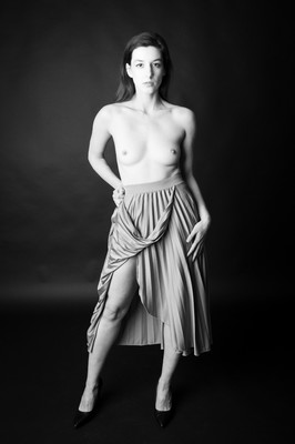 Martina / Fine Art / topless,black and white,female model