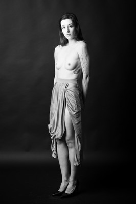Martina / Fine Art / female model,topless,black and white,skirt