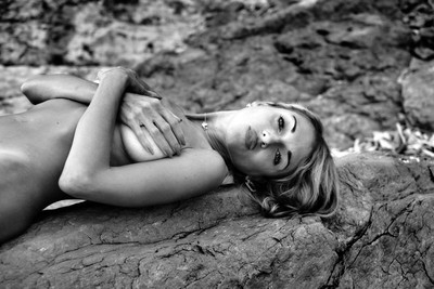 rocks/beauty #3 / Nude / nude,nudeart,fineart,nudephotography,nature