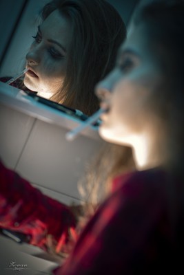 » #6/9 « / Model Alexandra Moldovan / Blog-Beitrag von <a href="https://strkng.com/de/fotograf/zouan+kourtis/">Fotograf Zouan Kourtis</a> / 02.03.2022 16:17