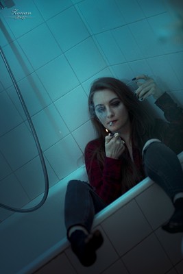 » #7/9 « / Model Alexandra Moldovan / Blog-Beitrag von <a href="https://strkng.com/de/fotograf/zouan+kourtis/">Fotograf Zouan Kourtis</a> / 02.03.2022 16:17