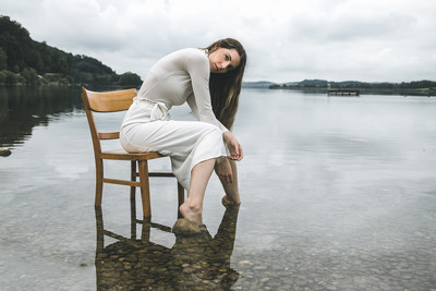 » #3/3 « / Melancholische Stille am See / Blog post by <a href="https://strkng.com/en/photographer/johann+m%C3%BCller/">Photographer Johann Müller</a> / 2021-01-21 16:05