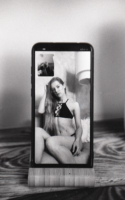 » #6/9 « / Sensual Remote Shooting / Blog-Beitrag von <a href="https://strkng.com/de/fotograf/matthias+petz+-mp-kunst-/">Fotograf Matthias Petz (mp_kunst)</a> / 14.12.2023 11:43 / Portrait