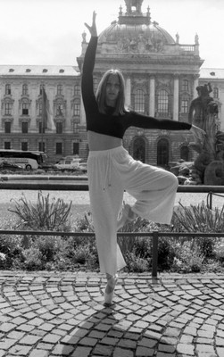» #6/9 « / Ballet Dreams / Blog post by <a href="https://mp-kunst.strkng.com/en/">Photographer Matthias Petz (mp_kunst)</a> / 2025-05-16 16:27 / Konzeptionell