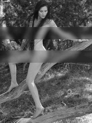 Haar / Nude / monochrome,maasduinen,outdoor,nude,mittelformat