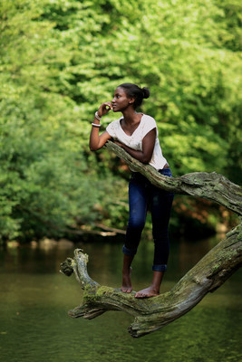 tree / Portrait / burundi,solingen,water,river,tree,wood