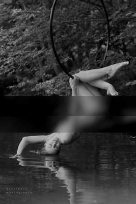 watertouching / Nude / nude,akt,wethair,monochrome,acrobatic,arialhoop,outdoor,wasser