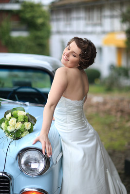 Froh / Hochzeit / hochzeit,wedding,heirat,braut,oldtimer