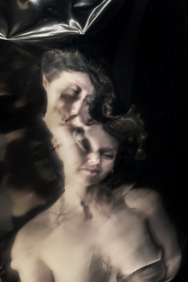 I is another 05 / Kreativ / echo,body,miror