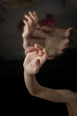 I is another 08 / Kreativ / echo,body,miror