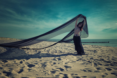 Baltic Sea 3 / Nude / balticsea,nude,beach,outdoor,nudephotography