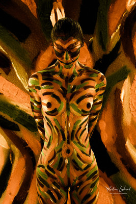 african bodypainting nude / Nude