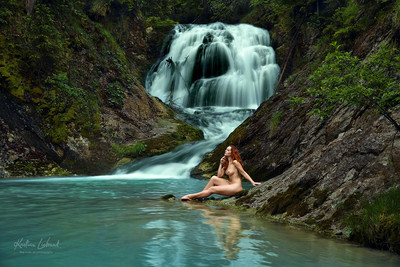 Aktfotografie am Wasserfall  / Nude