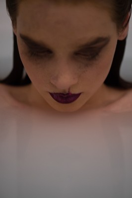 » #7/8 « / Dark Drifting Dreams / Blog-Beitrag von <a href="https://strkng.com/de/model/carla+gesikiewicz/">Model Carla Gesikiewicz</a> / 02.07.2021 14:00