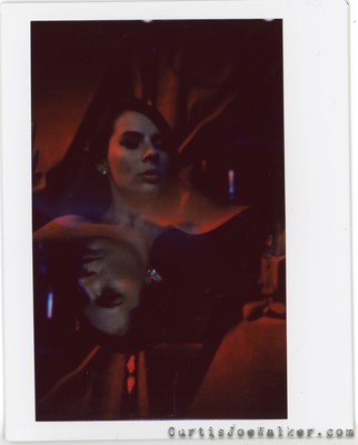 » #6/9 « / Double Exposures with Ziva / Blog-Beitrag von <a href="https://strkng.com/de/fotograf/curtis+joe+walker/">Fotograf Curtis Joe Walker</a> / 22.12.2021 05:00 / Portrait / portrait,double exposure,instax,instant film,lomography