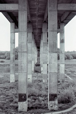 » #4/8 « / Wieder analog / Blog-Beitrag von <a href="https://strkng.com/de/fotograf/wendelin+kipping/">Fotograf Wendelin Kipping</a> / 28.06.2021 12:56 / Architektur