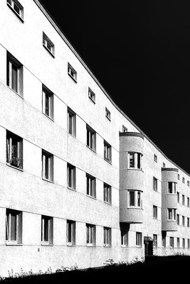 » #2/4 « / Some hard lights / Blog-Beitrag von <a href="https://strkng.com/de/fotograf/matthias+kempe-scheufler/">Fotograf Matthias Kempe-Scheufler</a> / 10.07.2021 06:55 / Schwarz-weiss