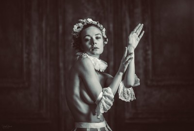 » #3/9 « / Halyna / Blog-Beitrag von <a href="https://strkng.com/de/fotograf/harald+heinrich/">Fotograf Harald Heinrich</a> / 09.01.2025 21:34