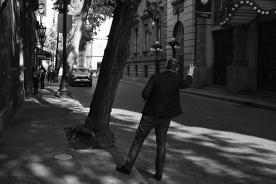 3 / Street / streetphotography,mexico,hand