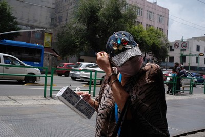 Gesture / Street / streetphotography,mexico