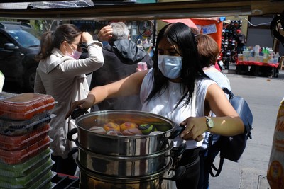 Barrio chino 2 / Street / streetphotography,chinese,mexico