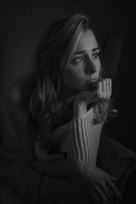 » #2/5 « / rainy sunday / Blog-Beitrag von <a href="https://strkng.com/de/fotograf/moritz+herrmann/">Fotograf Moritz Herrmann</a> / 08.11.2021 09:19 / Portrait