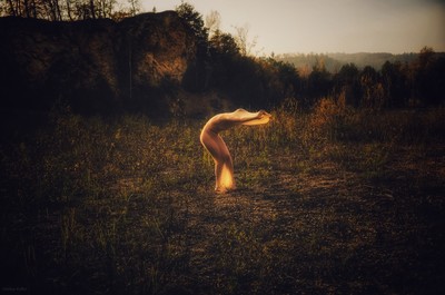 » #2/2 « / Kokon. / Blog-Beitrag von <a href="https://strkng.com/de/model/maren+w-/">Model Maren W.</a> / 14.11.2022 18:54 / Fine Art / fineartphotography,fineart,fineartnude,tfpmunich