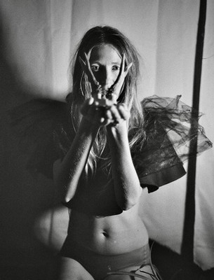 » #4/9 « / Annika / Blog post by <a href="https://strkng.com/en/photographer/eldark+photography/">Photographer ELDARK PHOTOGRAPHY</a> / 2022-02-26 13:54 / Schwarz-weiss