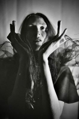 » #7/9 « / Annika / Blog post by <a href="https://strkng.com/en/photographer/eldark+photography/">Photographer ELDARK PHOTOGRAPHY</a> / 2022-02-26 13:54 / Schwarz-weiss