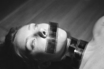 » #8/8 « / Laura / Blog post by <a href="https://strkng.com/en/photographer/eldark+photography/">Photographer ELDARK PHOTOGRAPHY</a> / 2022-05-10 15:03 / Schwarz-weiss