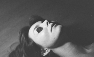 » #6/9 « / Caro / Blog post by <a href="https://strkng.com/en/photographer/eldark+photography/">Photographer ELDARK PHOTOGRAPHY</a> / 2022-05-14 21:44 / Schwarz-weiss