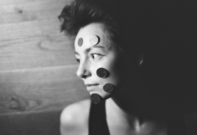 » #8/9 « / Caro / Blog post by <a href="https://strkng.com/en/photographer/eldark+photography/">Photographer ELDARK PHOTOGRAPHY</a> / 2022-05-14 21:44 / Schwarz-weiss