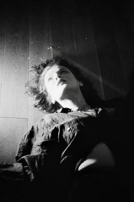 » #6/7 « / Nina / Blog-Beitrag von <a href="https://strkng.com/de/fotograf/eldark+photography/">Fotograf ELDARK PHOTOGRAPHY</a> / 31.05.2022 14:31 / Schwarz-weiss