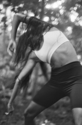 » #2/9 « / Dance / Blog post by <a href="https://strkng.com/en/photographer/eldark+photography/">Photographer ELDARK PHOTOGRAPHY</a> / 2022-09-04 11:13 / Schwarz-weiss