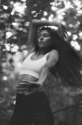 » #5/9 « / Dance / Blog post by <a href="https://strkng.com/en/photographer/eldark+photography/">Photographer ELDARK PHOTOGRAPHY</a> / 2022-09-04 11:13