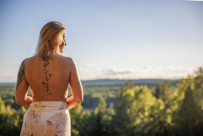 » #3/9 « / Jasmin at the cliff / Blog post by <a href="https://strkng.com/en/photographer/andreas-f/">Photographer Andreas_F</a> / 2024-09-22 22:15