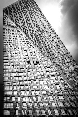 » #2/8 « / Street / Blog post by <a href="https://strkng.com/en/photographer/boris+mouskevich/">Photographer Boris Mouskevich</a> / 2022-08-23 08:16