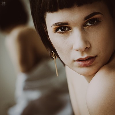 » #4/9 « / White Shirt / Blog-Beitrag von <a href="https://strkng.com/de/fotograf/swen+muenstermann/">Fotograf Swen Muenstermann</a> / 12.07.2025 14:12 / Portrait