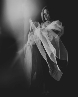 » #3/4 « / Pure and deep / Blog post by <a href="https://strkng.com/en/photographer/monique+schneider/">Photographer Monique Schneider</a> / 2022-12-19 13:12 / Schwarz-weiss