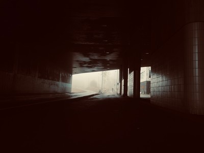 » #4/4 « / Spring delayed / Blog post by <a href="https://strkng.com/en/photographer/kris+taylor/">Photographer Kris Taylor</a> / 2024-04-09 14:52 / Street