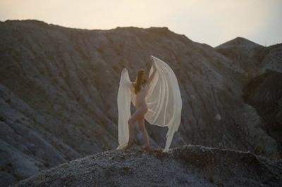 » #4/9 « / Coal mining / Blog post by <a href="https://strkng.com/en/photographer/yauhen+yerchak/">Photographer Yauhen Yerchak</a> / 2023-10-14 20:35 / Nude