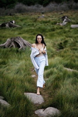 Losgehen / Portrait / womanportrait,blackforest,nature,sensuality