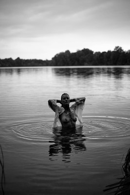 » #4/5 « / Die Freiheit, sich selbst zu entdecken / Blog post by <a href="https://strkng.com/en/photographer/j-+bongartz/">Photographer J. Bongartz</a> / 2024-09-13 13:45