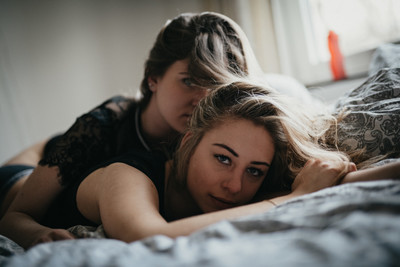 Kaija and Elli #4 / Menschen / shooting,friends,girls,love,together,bed,sensual