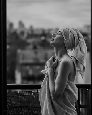 Take a breath / Fine Art / #bnwmoment,portraitphotography,Balcony